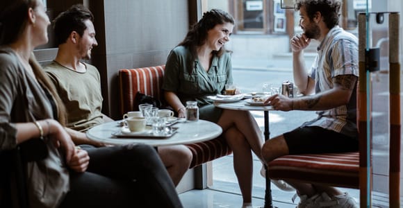 Vienna: Coffee House Culture Tour with Tastings