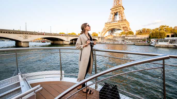 parigi crociera al tramonto sulla senna con aperitivo