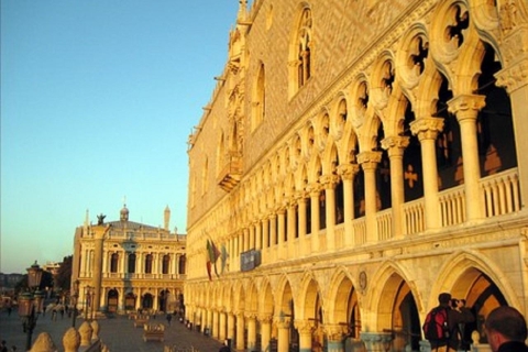 Venecia: visita guiada sin colas al palacio Ducal y la basílicaTour privado