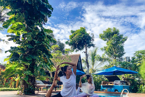 Bali: clase de yoga y ritual privado de agua de un día completo