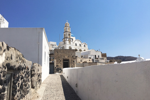 Santorin : Pyrgos, domaine viticole et OiaSantorin : Pyrgos, domaine viticole et Oia