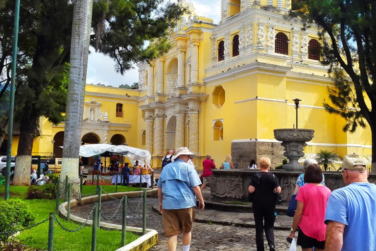 Ab Guatemala-Stadt: Morgen-Rundgang durch Antigua GuatemalaTour mit Abholung in Guatemala-Stadt