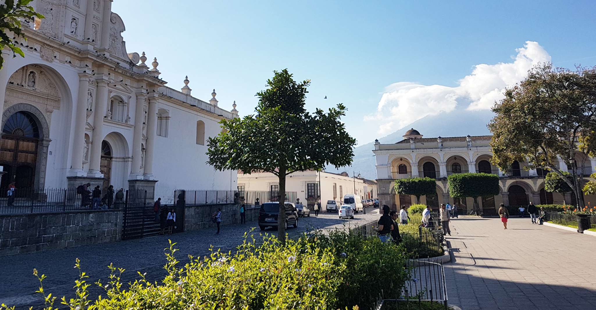 Combo Tour, Colonial Antigua & Guatemala City Explorer Tour - Hizvo