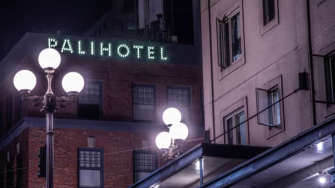 seattle haunted walking ghost tour