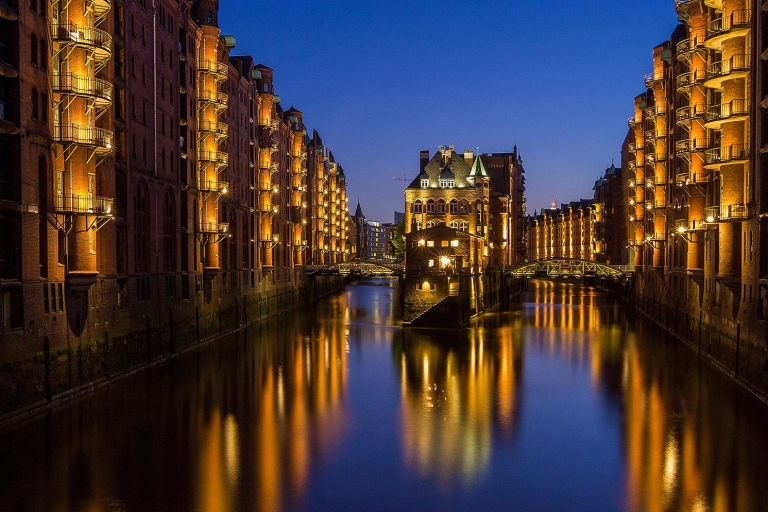 Hamburg: Speicherstadt, HafenCity en Elbphilharmonie TourTour in het Duits