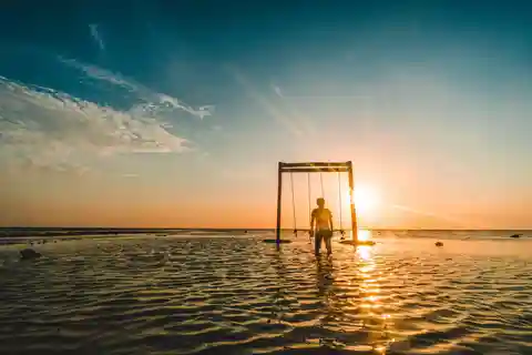 From Lombok: Private Gili Islands Trip w. Glass-Bottom Boat