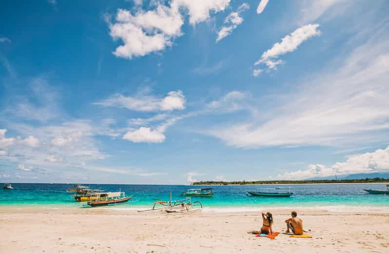 Z Lombok Prywatna Wycieczka Na Wyspy Gili W D Ze Szklanym Dnem