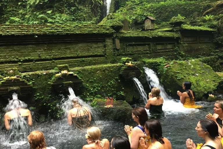 Ubud: retraite de bien-être avec massage, cours de yoga et déjeuner