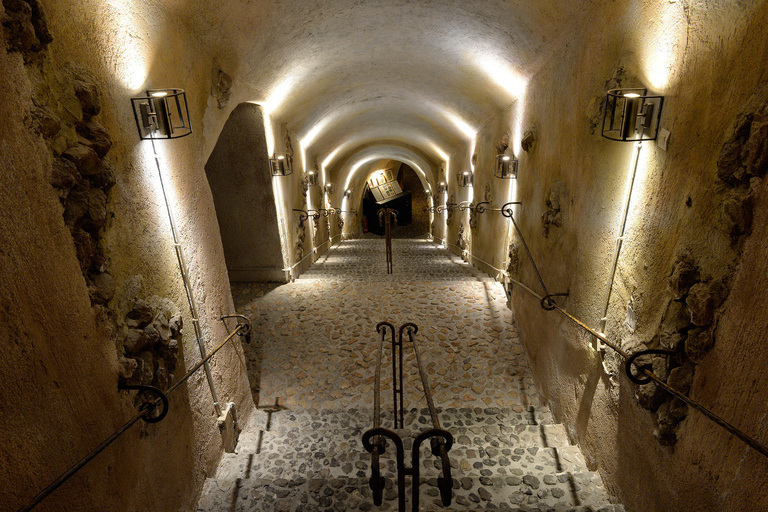 Santorini: Wine Museum Tasting & Entry with Audioguide