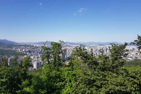 Seoul: Hiking Tour to Namsan Mountain Panoramic Viewpoints