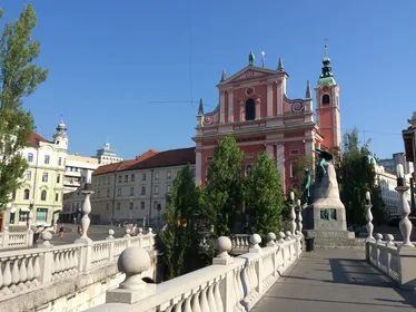 Kleine Gruppe (max. 6): Ljubljana Hidden Gems Tour ab Koper