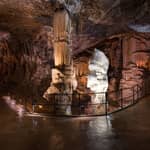 Da Capodistria: tour di 5 ore alle Grotte di Postumia e al Castello di Predjama