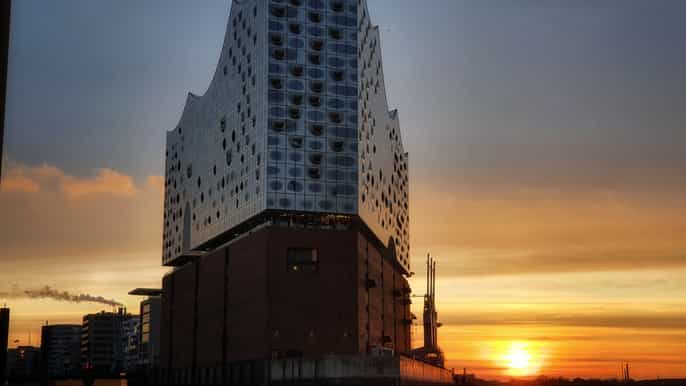 hamburg express outer elbphilharmonie guided tour