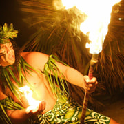Oahu: Germaine's Traditional Luau Show & Buffet Dinner