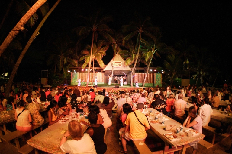 Oahu: tradycyjny pokaz Luau Germaine i kolacja w formie bufetuOahu: tradycyjny luau i kolacja deluxe Germaine