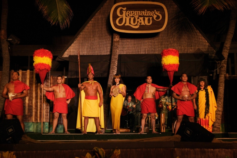 Oahu Espectáculo Luau Tradicional y Cena Buffet de GermaineOahu: luau tradicional de Germaine y cena de lujo