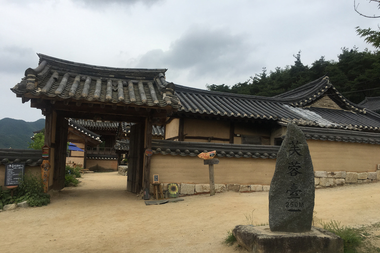 From Seoul: Day Tour to Andong's UNESCO Sites & Folk Village Day Tour to Andong with Lunch