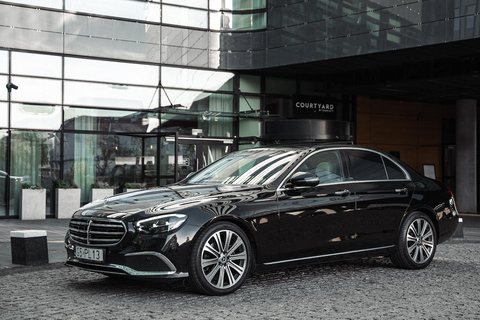 Gdansk: Private Departure Transfer from Hotel to Airport