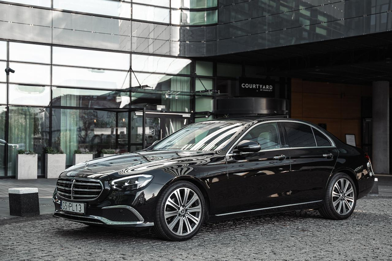 Gdansk: Private Departure Transfer from Hotel to Airport