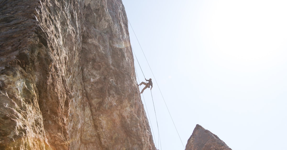 Malibú: escalada al aire libre de 4 horas en la playa | GetYourGuide