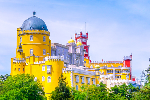 Lisbon: Half-Day Group Tour Pena Palace and Cape Roca Hotel EN