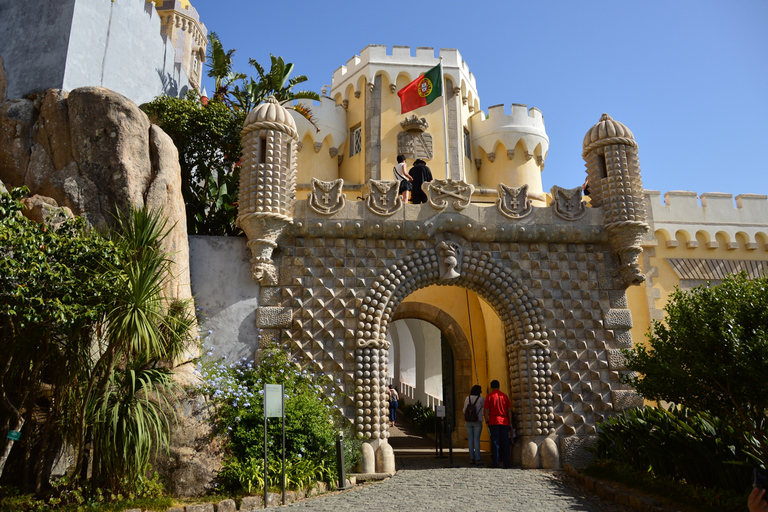 Lisbon: Half-Day Group Tour Pena Palace and Cape Roca Hotel EN