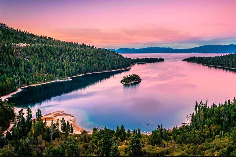South Lake Tahoe: Sightseeing-Kreuzfahrt durch die Emerald Bay. Foto: GetYourGuide