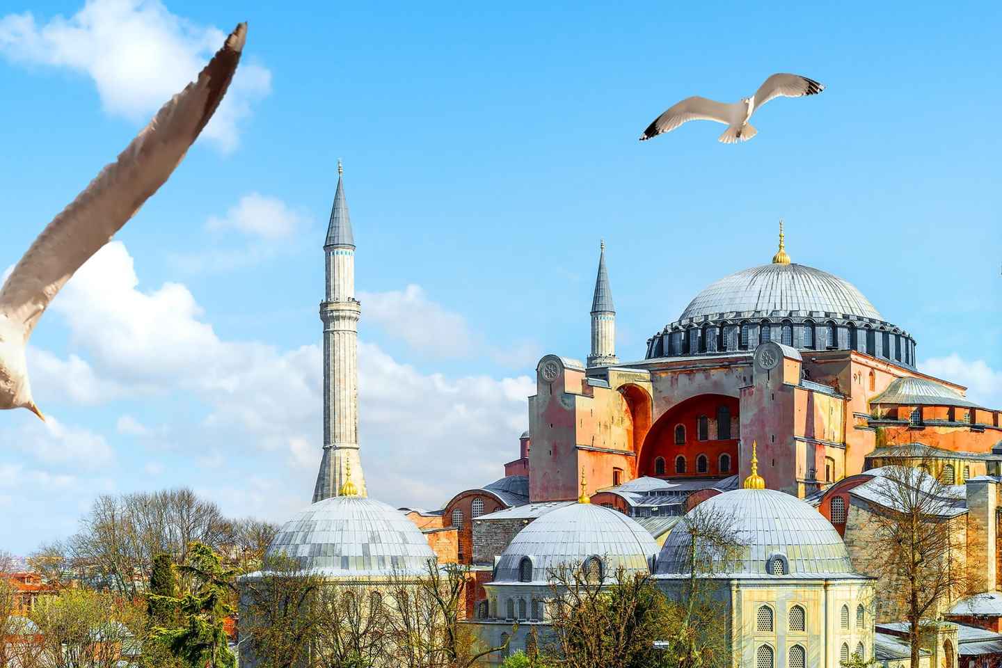 Istanbul's Popular Duo: Hagia Sophia & Topkapı Palace