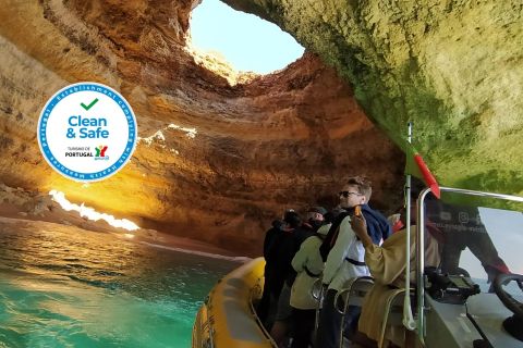 Ab Vilamoura: Bootstour zu den Höhlen von Benagil & Delfine