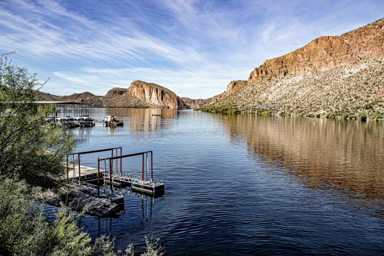 Von Metro Phoenix: Apache Trail Tour mit Canyon Lake CruiseAb Phoenix: Apache Trail Tour & Canyon Lake Bootsfahrt