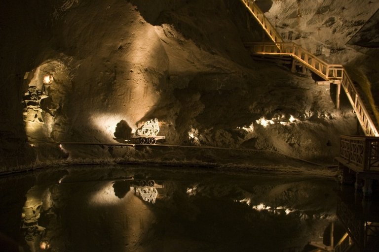 Van Krakau: halve dagtrip Wieliczka-zoutmijn met ophaalserviceItaliaanse tour met hotelovername
