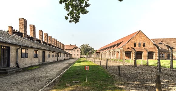 Auschwitz-Birkenau Museumstour ab Krakau