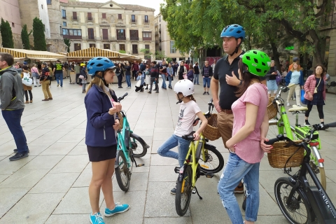 Barcelona: hoogtepunten van de stad met e-bikeBarcelona belangrijkste bezienswaardigheden 2,5 uur durende tour per e-bike in het Frans