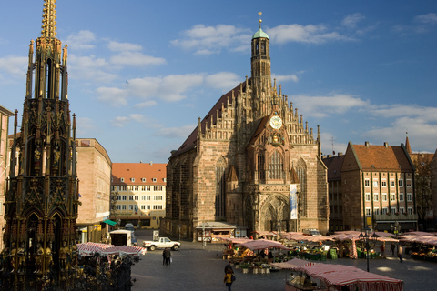 Nuremberg: degustação de comida tradicional e excursão turísticaNuremberg: degustação de comida tradicional e passeio turístico