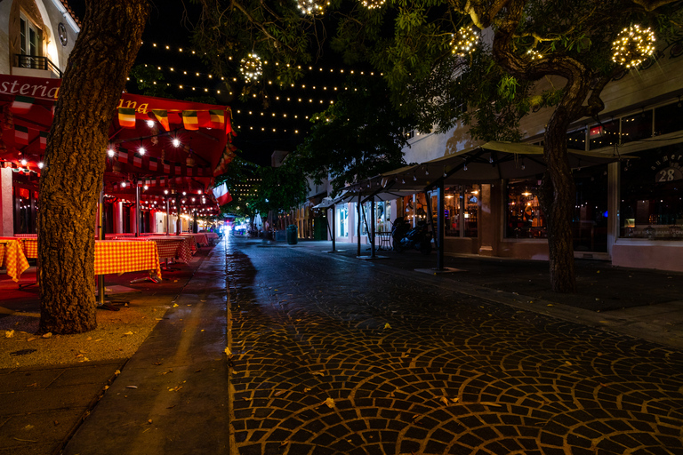 Miami: Magic City Ghosts Haunted Walking Tour Miami: 60-Minute Walking Ghost Tour