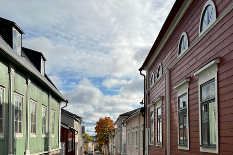 Helsinki: Porvoo Private Tour with Guide and Car