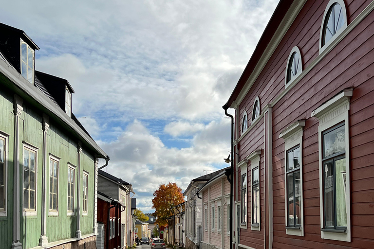 Helsinki: Porvoo Private Tour with Guide and Car