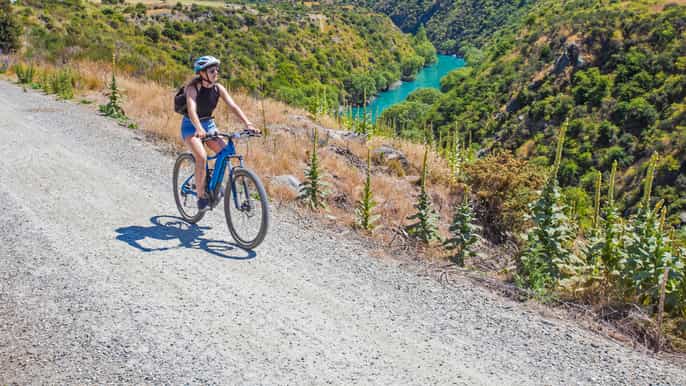 arrowtown and gibbston valley selfguided bike tour