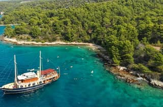 Croisière boutique dans les îles avec baignade, déjeuner et bar