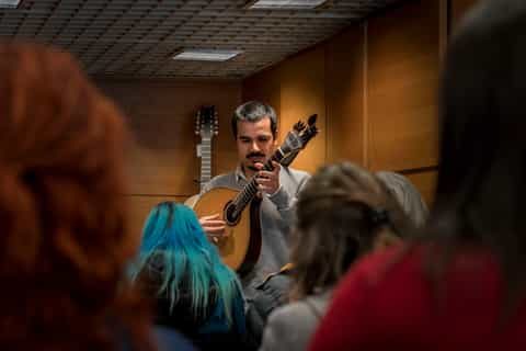 Porto: Traditional Portuguese Instruments Tour with Wine
