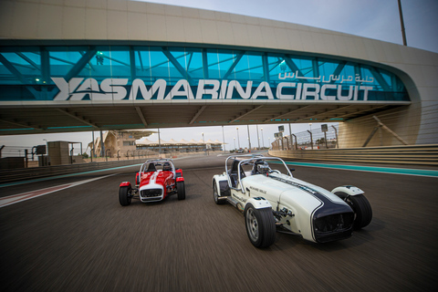 Abu Dhabi: Caterham Seven Driving Experience Full Experience - 15 Minutes / 10 Laps