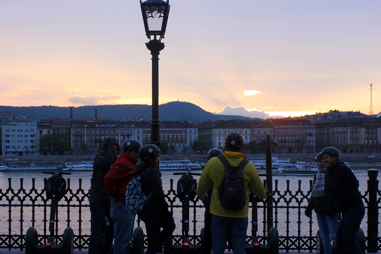 Budapeszt 2-godzinna prywatna wycieczka segwayem z przewodnikiemWycieczka w języku angielskim