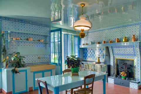 Giverny: Monet's House and Gardens Guided Tour