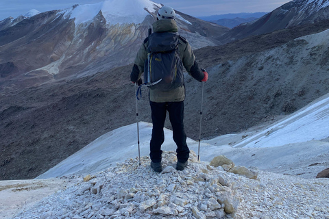 From Putre: 2-Day Guallatiri Volcano Climb/Aymara Base Camp