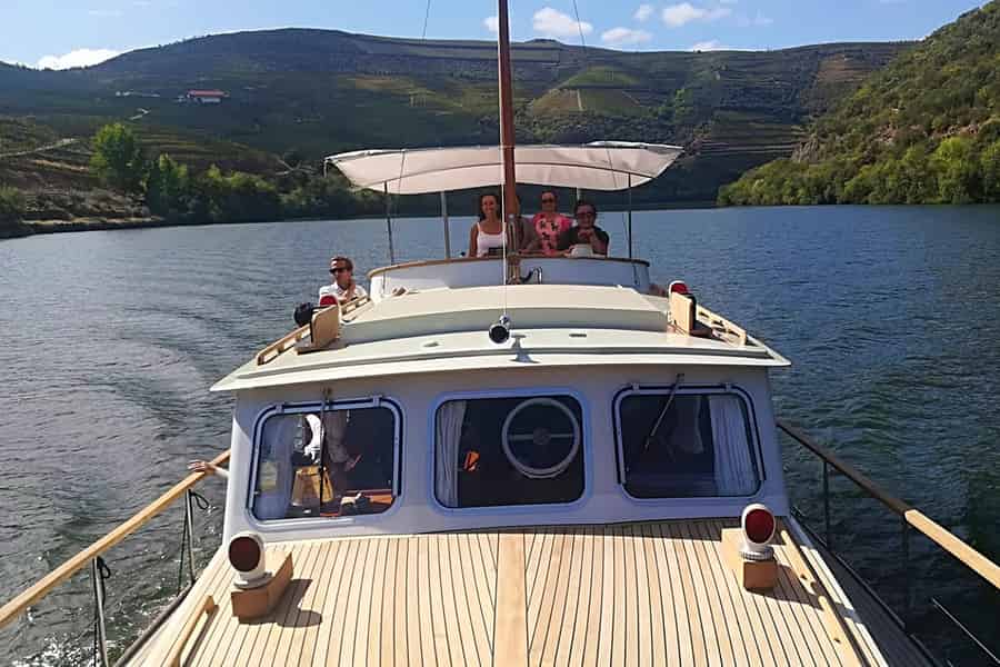 Ab Pinhão: Private Yacht-Kreuzfahrt entlang des Douro-Flusses. Foto: GetYourGuide