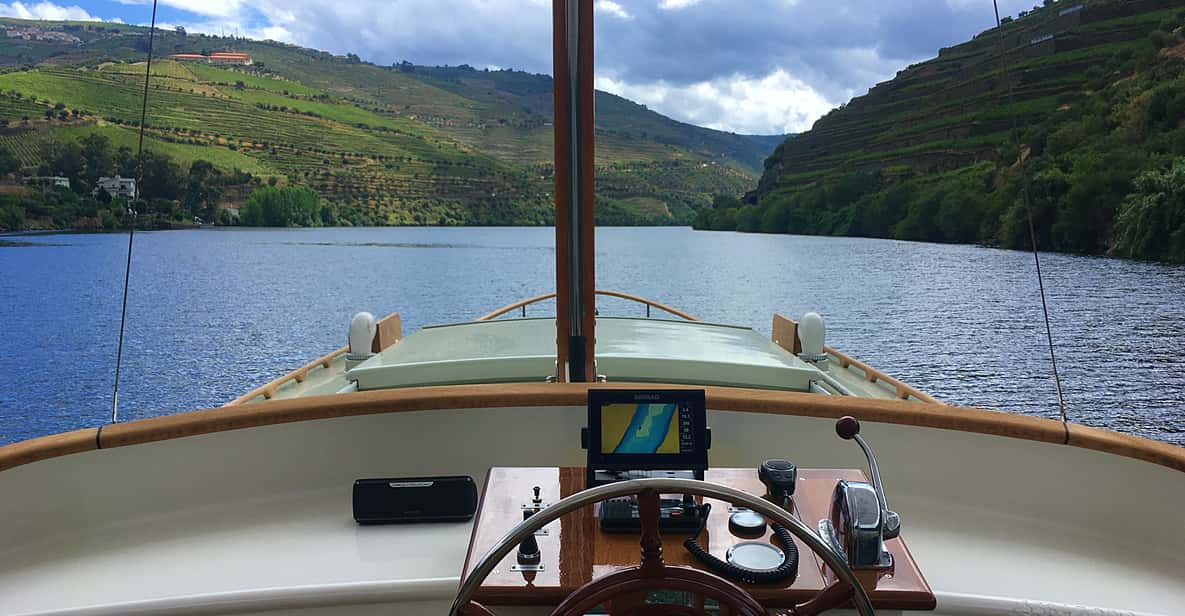 From Pinhão: Private Yacht Cruise along the Douro River