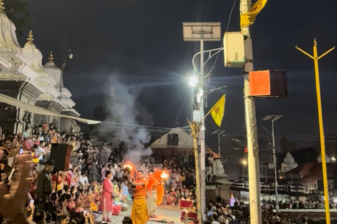 Katmandú: vuelo panorámico sobre el Everest y tour a Pashupatinath AaratiKatmandú: Vuelo panorámico sobre el Everest y tour a Pashupatinath Aarati