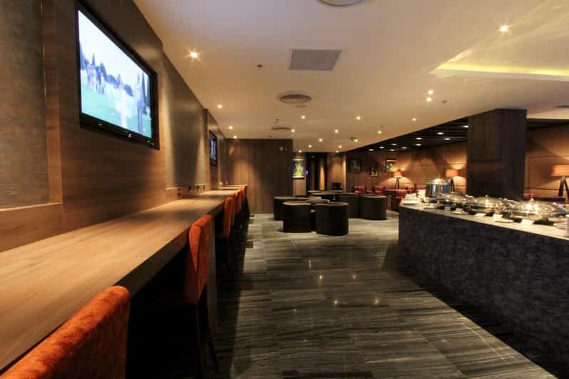 Delhi: Indira Gandhi Airport Premium Lounge Access | GetYourGuide