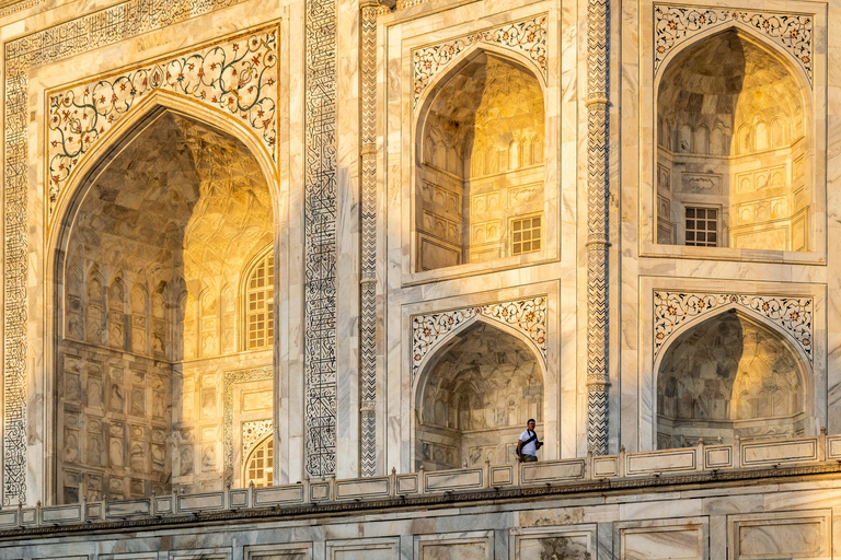 Au départ de Delhi : excursion privée d&#039;une journée au Taj Mahal et à AgraVisite d&#039;une jounée avec déjeuner et billets pour les monuments, tout compris