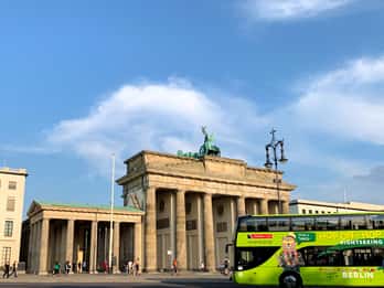 Berlin: Tour im Hop-On/Hop-Off-Sightseeingbus & Boot-Option Berlin: Tour im Hop-On/Hop-Off-Sightseeingbus & Boot-Option